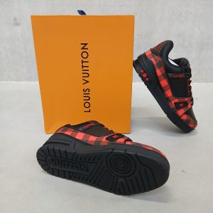 Louis Vuitton Trainer Leather Low Black Red