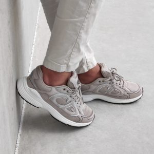 Dior B30 Countdown Suede Beige