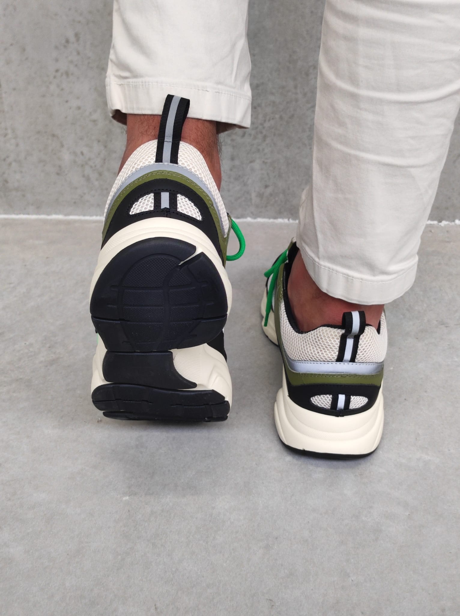 Dior B22 Cream White Olive Black - Afbeelding 4