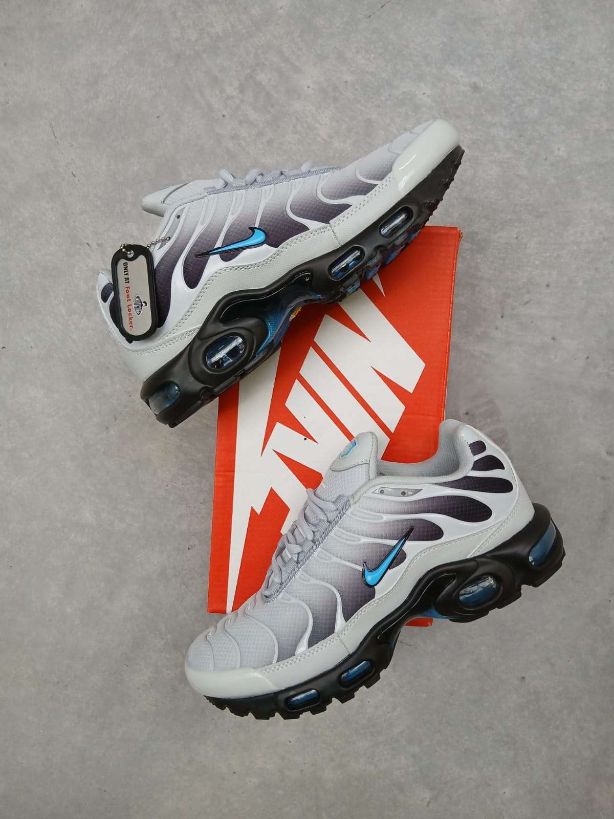 Nike Air Max Tuned 1